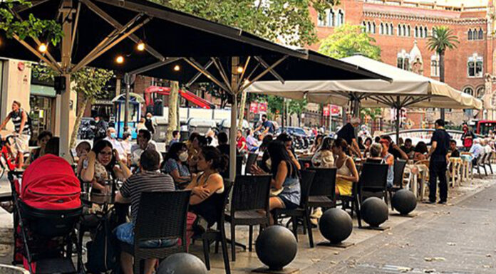 El Plan de usos del Eixample limitará la apertura de restaurantes y discotecas El Plan de usos del Eixample limitará la apertura de restaurantes y discotecas