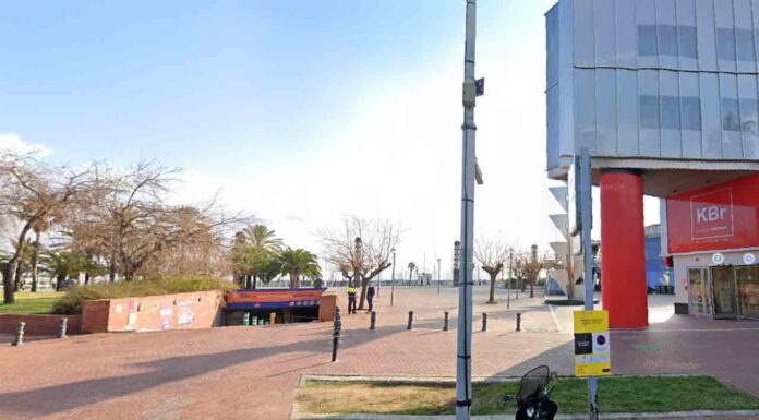 Empiezan los trabajos de impermeabilización del Paseo Marítimo en torno al Puerto Olímpico Empiezan los trabajos de impermeabilización del Paseo Marítimo en torno al Puerto Olímpico
