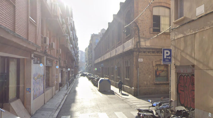 Encuentran un bebé abandonado en una bolsa de deporte en Sants-Badal Encuentran un bebé abandonado en una bolsa de deporte en Sants-Badal