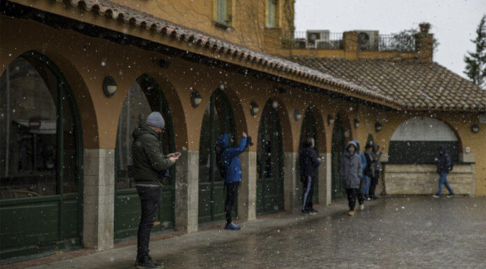 Ya está nevando en Barcelona Ya está nevando en Barcelona