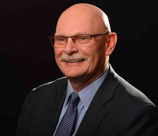 John Hoffman defiende el modelo de la Superilla, como de «éxito» John Hoffman defiende el modelo de la Superilla, como de "éxito"