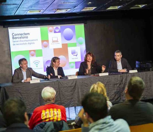 Nuevo servicio de préstamo de portátiles y tarjetas SIM en el Besòs i el Maresme Nuevo servicio de préstamo de portátiles y tarjetas SIM en el Besòs i el Maresme