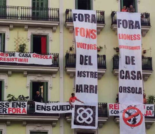 Barcelona activa el alquiler asequible en la Casa Orsola con siete viviendas disponibles Suspendido el primer desahucio de uno de los vecinos de la Casa Orsola
