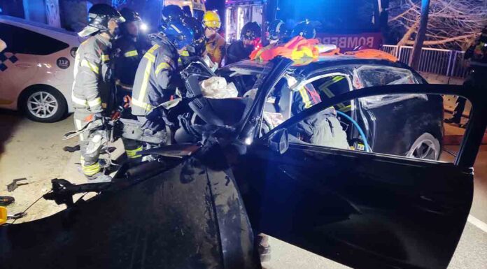 Dos heridos críticos y uno grave en un accidente en la Carretera Alta de Roquetes Dos heridos críticos y uno grave en un accidente en la Carretera Alta de Roquetes