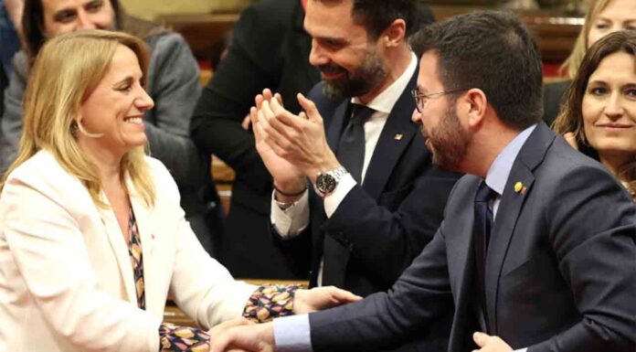 El Parlament aprueba los presupuestos de la Generalitat 2023 El Parlament aprueba los presupuestos de la Generalitat 2023