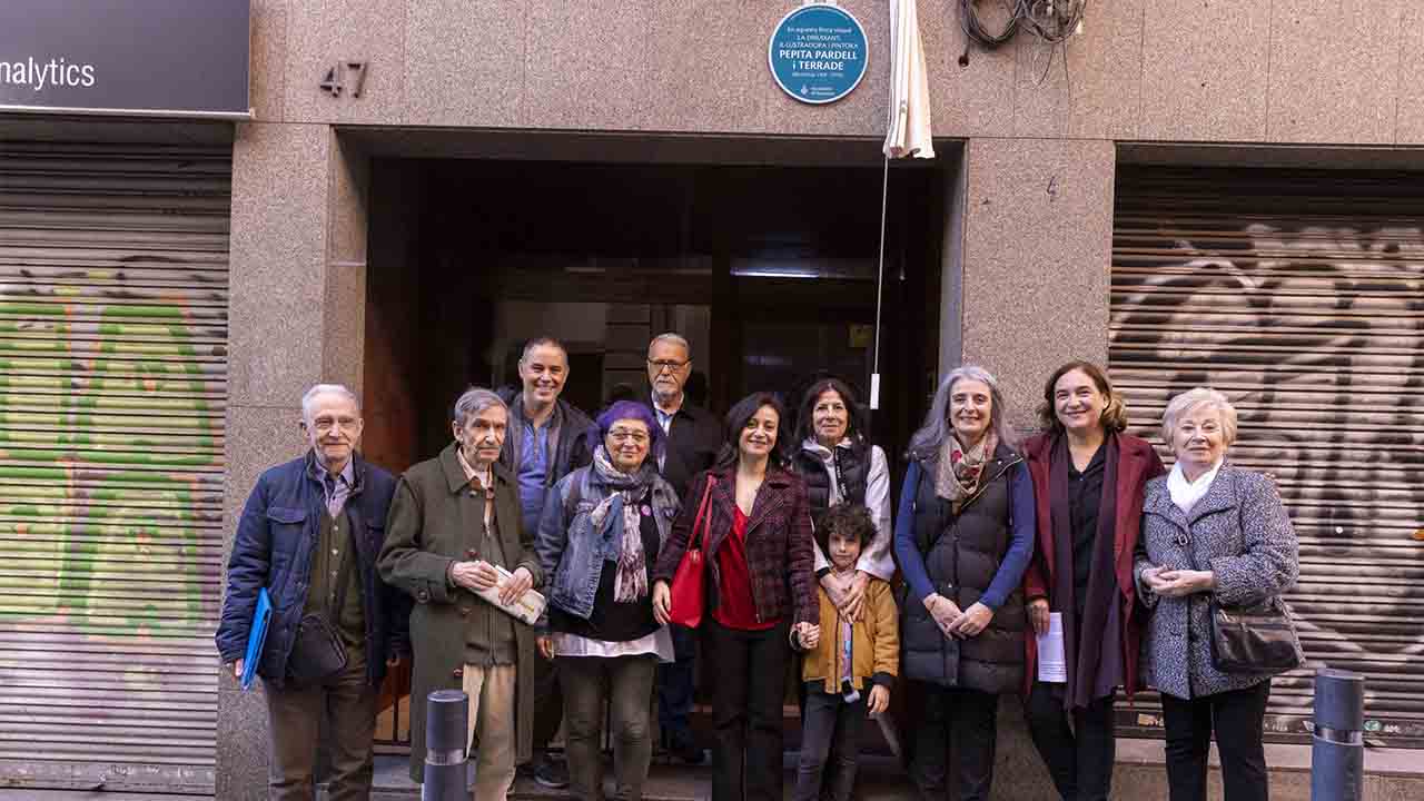 Gràcia dedica una placa en recuerdo de Pepita Pardell i Terrade
