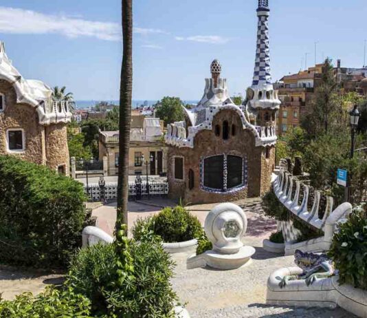 El Park Güell consolida la apuesta por el turismo sostenible y los usos vecinales El Park Güell consolida la apuesta por el turismo sostenible y los usos vecinales