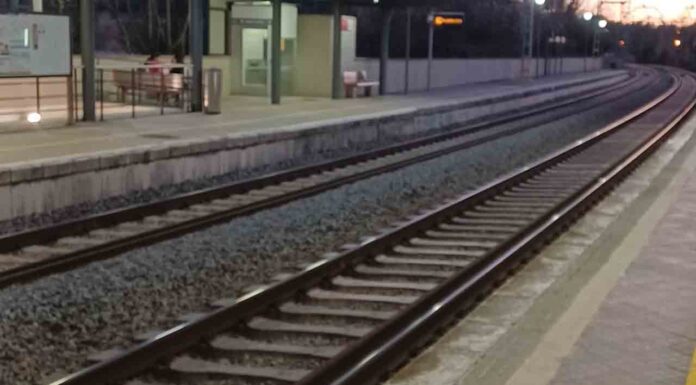 Paros y retrasos en Rodalies por una avería en Cornellà Paros y retrasos en Rodalies por una avería en Cornellà