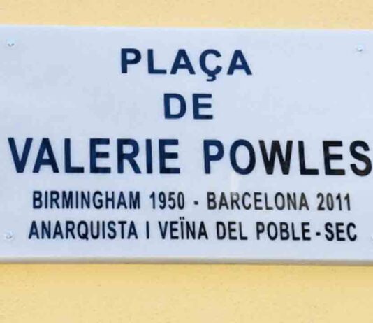 Poble-sec dedica una plaza a Valerie Powles Poble-sec dedica una plaza a Valerie Powles