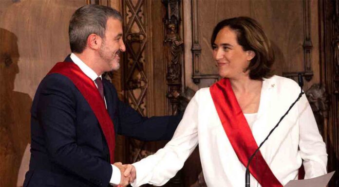 Ada Colau ganaría las elecciones según una encuesta de ‘Ara’ Ada Colau ganaría las elecciones según una encuesta de 'Ara'