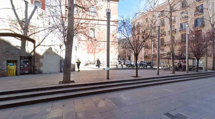 Dos apuñalamientos esta madrugada en Ciutat Vella Dos apuñalamientos esta madrugada en Ciutat Vella