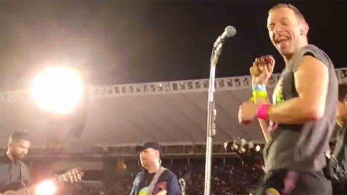 Coldplay dedica su concierto a Tina Turner ante 55.000 personas