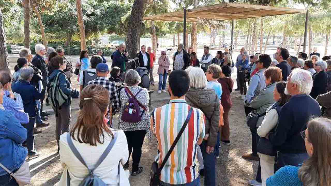 Los vecinos del Eixample exigen la protección del Parc Joan Miró