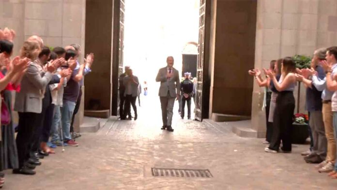 Collboni llega al ayuntamiento en su primer día como nuevo alcalde