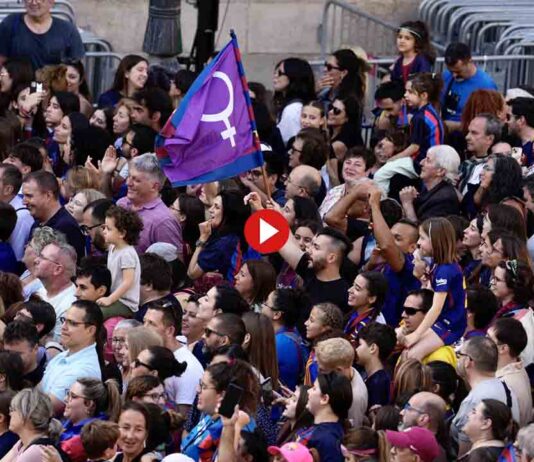 EL Barça vuelve a celebrar la Champions en la plaza de Sant Jaume EL Barça vuelve a celebrar la Champions en la plaza de Sant Jaume