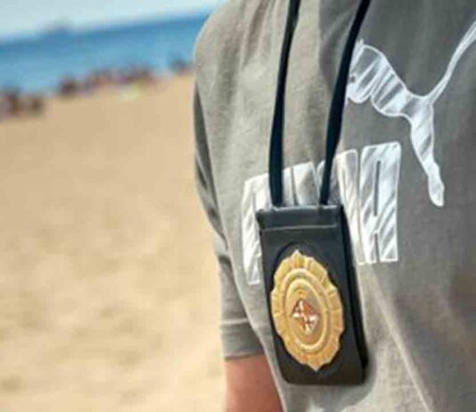 Detenido por agredir sexualmente a dos chicas en la Playa de Sant Miquel Detenido por agredir sexualmente a dos chicas en la Playa de Sant Miquel