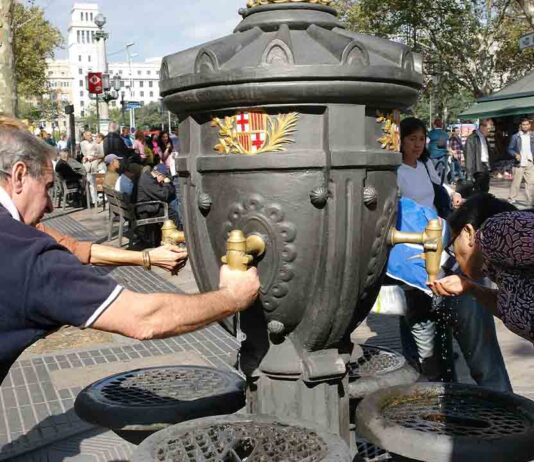 Barcelona vive una de las noches más cálidas registradas en la ciudad Barcelona vive una de las noches más cálidas registradas en la ciudad