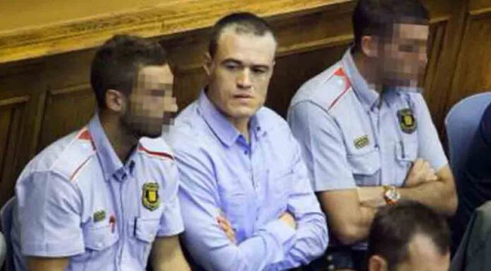 Detenido el líder los «Casuals» (Boixos Nois), Ricardo Mateo Detenido el líder los "Casuals" (Boixos Nois), Ricardo Mateo