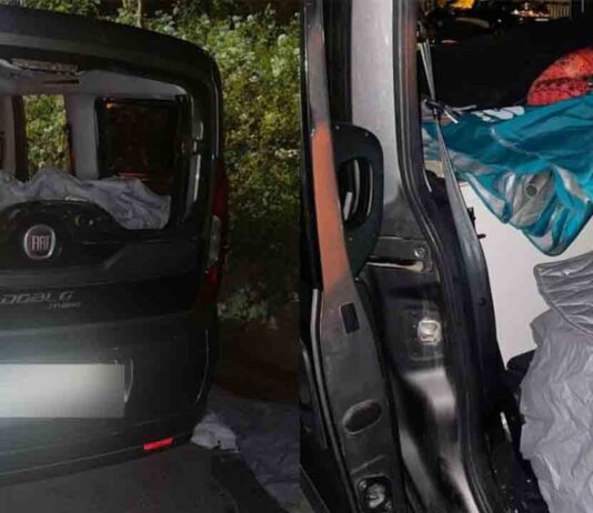 Detienen a un hombre que había forzado nueve coches en Montjuïc Detienen a un hombre que había forzado nueve coches en Montjuïc