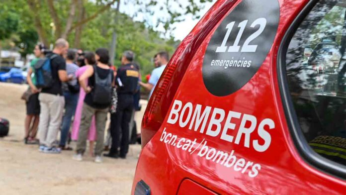 Los Bomberos de Barcelona piden extremar la precaución por los incendios forestales