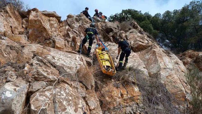 Rescatan a un turista tras caer por un barranco en Montjuïc