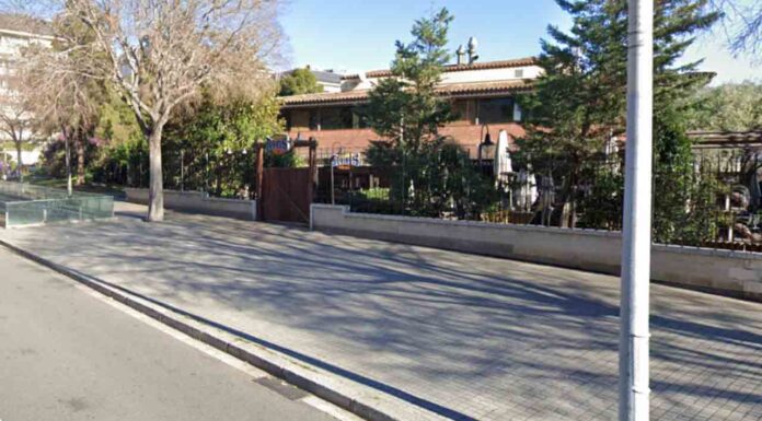 Apuñalados dos guardias de seguridad de una discoteca en Sarrià Apuñalados dos guardias de seguridad de una discoteca en Sarrià