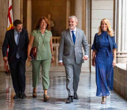 Barcelona anuncia la inversión de 100 millones para la climatización de 170 escuelas Barcelona anuncia la inversión de 100 millones para la climatización de 170 escuelas