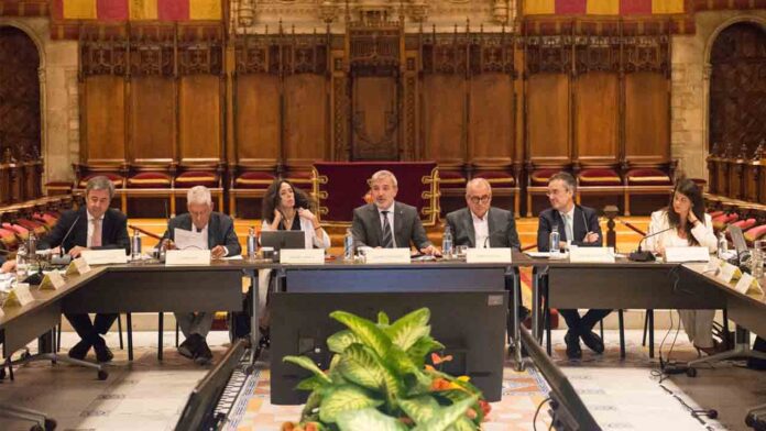 Collboni preside el primer Consejo general del Consorcio de Turismo de Barcelona