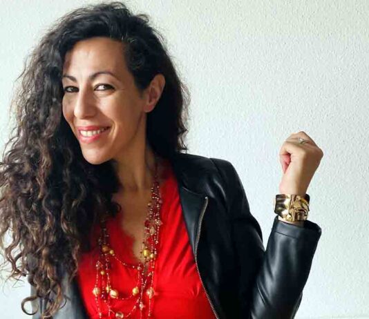 Houda Bakkali: «El arte digital mira al futuro, sin olvidar el pasado» Houda Bakkali El arte digital mira al futuro, sin olvidar el pasado