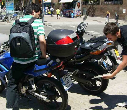 ¿Sabes qué ruido haces con tu moto en la ciudad? ¿Sabes qué ruido haces con tu moto?