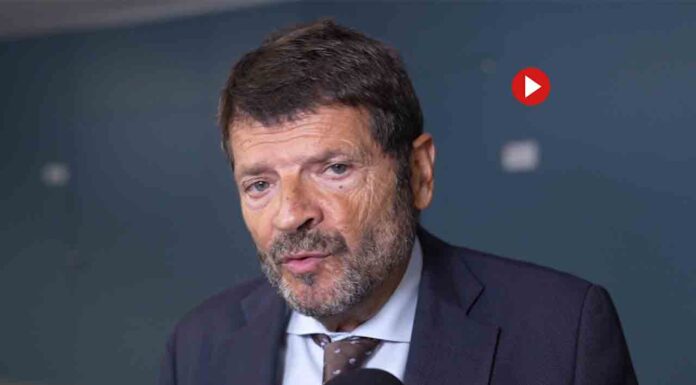 La Guàrdia Urbana inspecciona todas las discotecas de Ciutat Vella La Guàrdia Urbana inspecciona todas las discotecas de Ciutat Vella