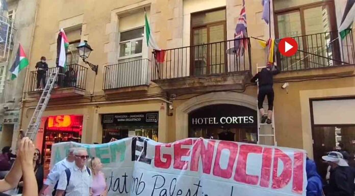 Detenidos cuatro activistas por la ocupación del Hotel Cortés del empresario israelí Ocupan el Hotel Cortés de un magnate israelí para denunciar los ataques a Palestina