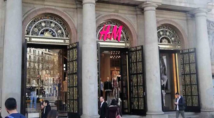 Trabajadores de H&M irán a la huelga en el Black Friday y en Navidad Trabajadores de H&M irán a la huelga en el Black Friday y en Navidad