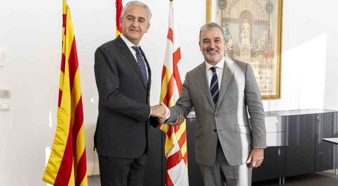 Jaume Collboni recibe al alcalde de Ramallah para trasladarle la solidaridad Jaume Collboni recibe al alcalde de Ramallah para trasladarle la solidaridad