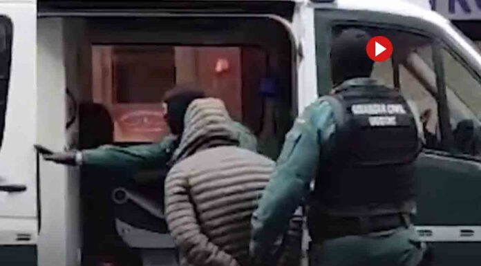Detienen en Madrid un grupo de aluniceros que robaban tiendas en Barcelona Detienen en Madrid un grupo de aluniceros que robaban tiendas en Barcelona
