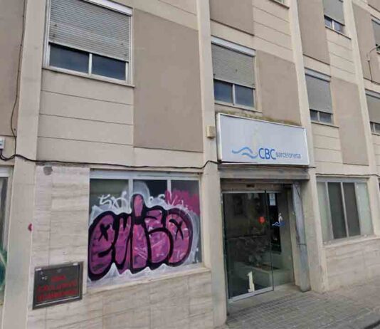 El Ayuntamiento comprará el edificio de la antigua Clínica Barceloneta para ubicar un CAP El Ayuntamiento comprará el edificio de la antigua Clínica Barceloneta para ubicar un CAP