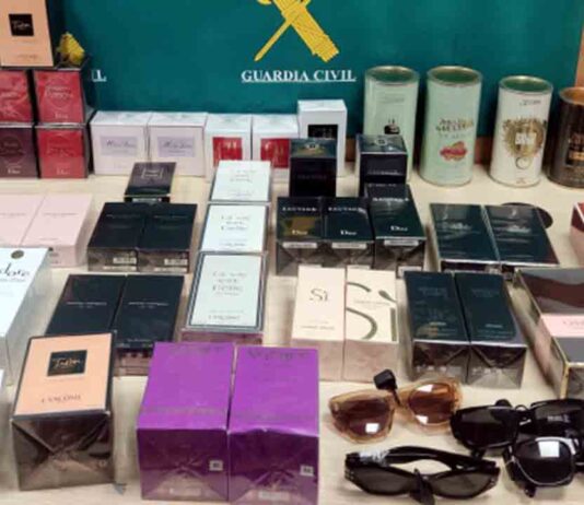 Roban 23.000 euros en productos del Duty Free del aeropuerto del Prat Roban 23.000 euros en productos del Duty Free del aeropuerto del Prat