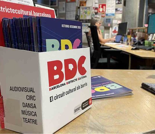 235 espectáculos de libre acceso en 36 escenarios de Barcelona 235 espectáculos de libre acceso en 36 escenarios de Barcelona