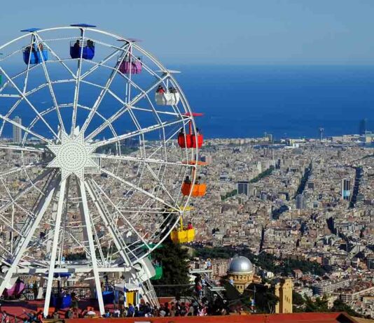 Barcelona aumenta el retorno económico del turismo a pesar del descenso de visitantes Barcelona aumenta el retorno económico del turismo a pesar del descenso de visitantes
