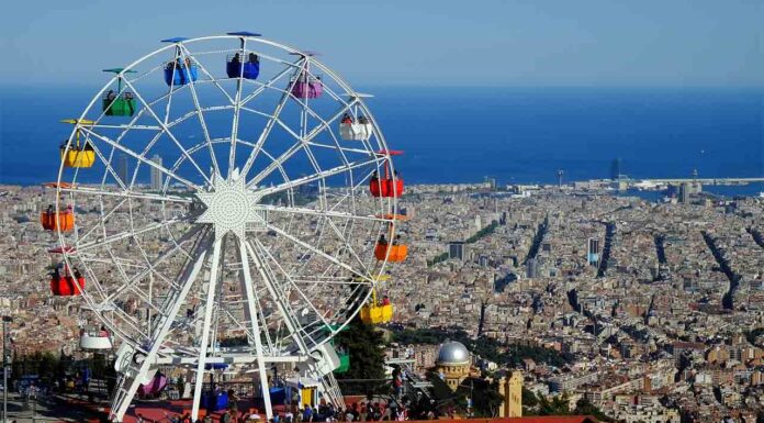 Barcelona aumenta el retorno económico del turismo a pesar del descenso de visitantes Barcelona aumenta el retorno económico del turismo a pesar del descenso de visitantes