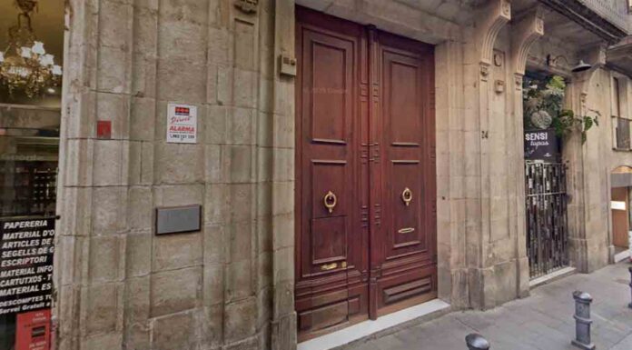 Multa de 420.000 euros por alquilar ilegalmente 14 pisos turísticos en el Gòtic Multa de 420.000 euros por alquilar ilegalmente 14 pisos turísticos en el Gòtic