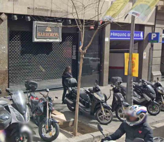 Detienen a dos porteros de una discoteca por dejar a un hombre en coma Detienen a dos porteros de una discoteca por dejar a un hombre en coma