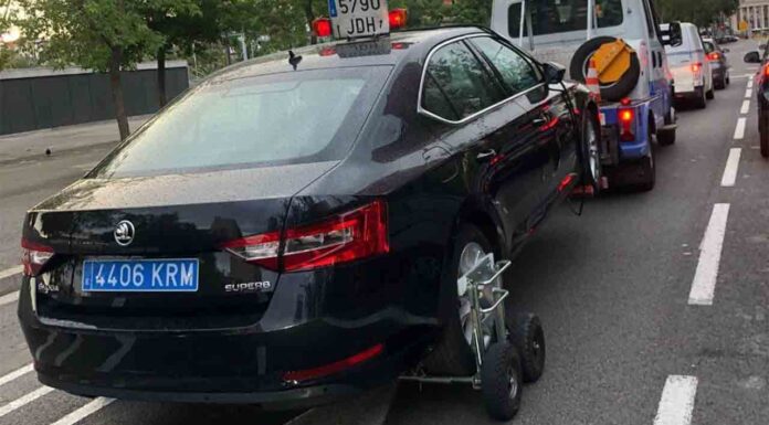 La Guàrdia Urbana comienza una campaña de control a los VTC La Guàrdia Urbana comienza una campaña de control a los VTC