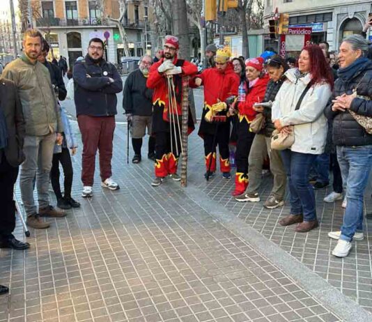 Sant Antoni se despide de Milagros Carballo, la quiosquera de golosinas Sant Antoni se despide de Milagros Carballo, la quiosquera de golosinas