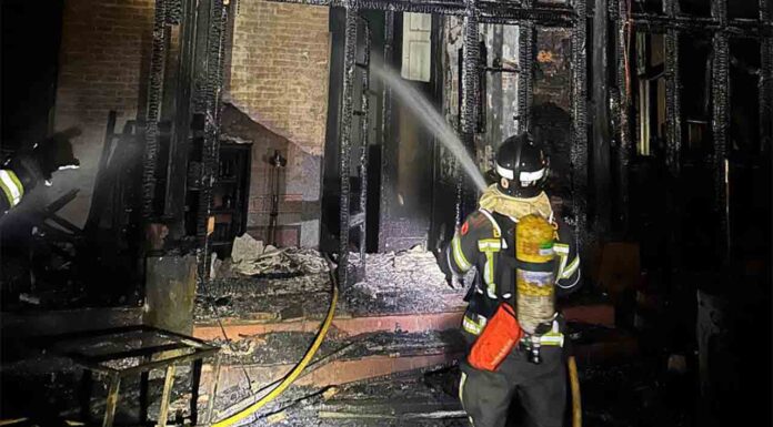 Se incendia la Casa Jaume Moysi en Rambla Catalunya Se incendia la Casa Jaume Moysi en Rambla Catalunya