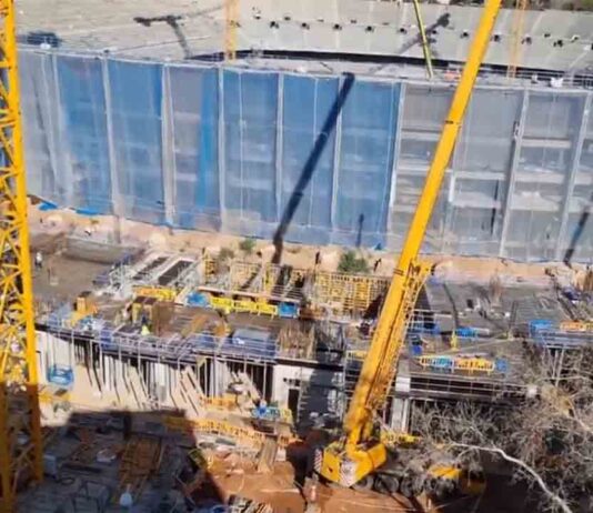 Herido grave un trabajador en las obras del Camp Nou Herido grave un trabajador en las obras del Camp Nou