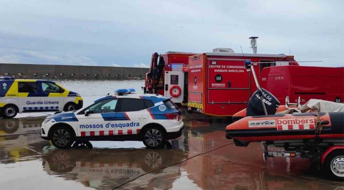 Reanudan el rescate para encontrar al hombre desaparecido en el mar Reanudan el rescate para encontrar al hombre desparecido en el mar