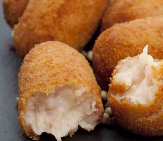 Alerta por la presencia de plástico en unas croquetas Alerta por la presencia de plástico en unas croquetas