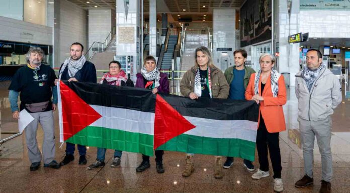 Colau pide por carta a Pedro Sánchez que rompa las relaciones con Israel Colau pide por carta a Pedro Sánchez que rompa las relaciones con Israel