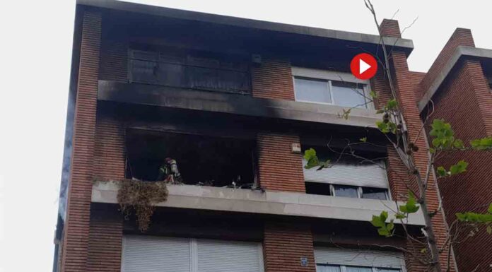 Gran incendio en una vivienda de Sarrià-Sant Gervasi Gran incendio en una vivienda de Sarrià-Sant Gervasi